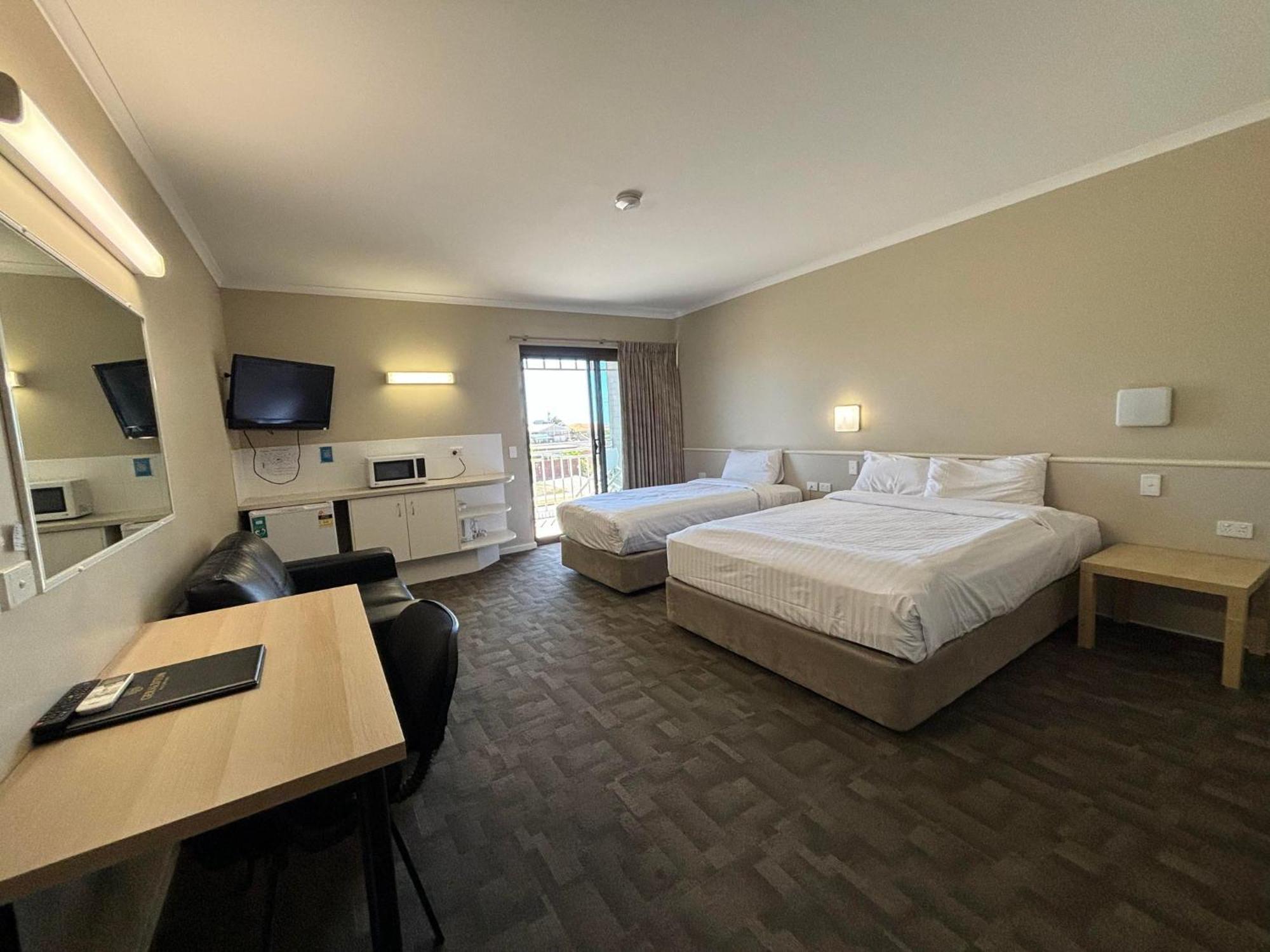 Geraldton Motor Inn Экстерьер фото